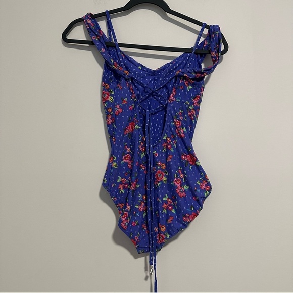 Vera Bradley blue floral off shoulder one piece swimsuit modest full coverage - Picture 2 of 9